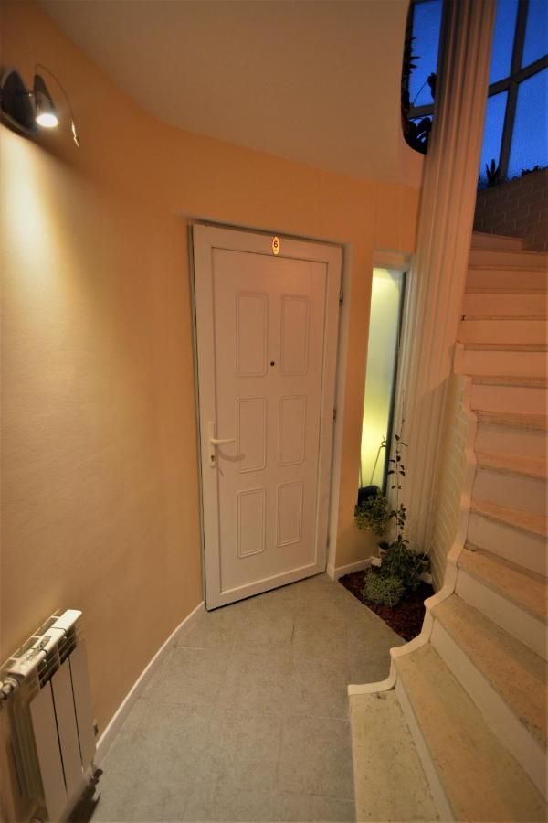 Yox Apartment 6 Oradea Exterior foto